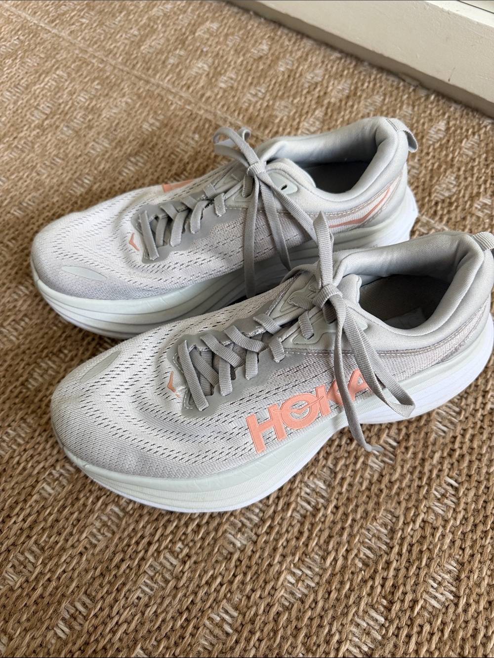 Hoka Bondi 8 Women's Light Gray Running Shoes with Peach Accents